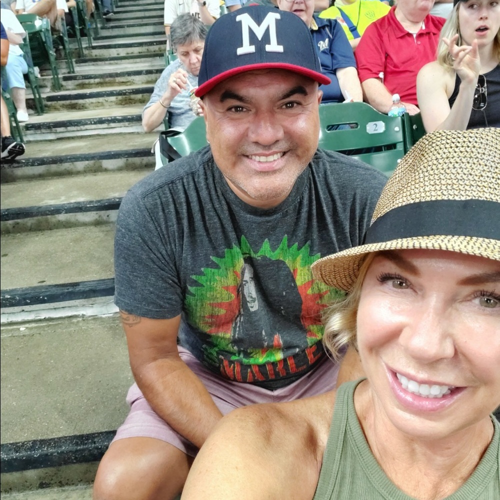 Meet your Posher, Mark